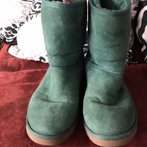 Green women’s uggs